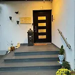 Casa Blanca Mit Privatem Schwimmbad 26 Grad Und Sauna * Duisburgo