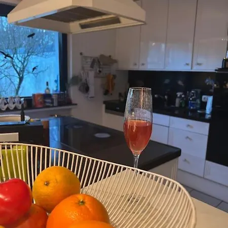 Casa Blanca Mit Privatem Schwimmbad 26 Grad Und Sauna Lägenhet *