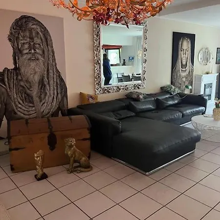 Casa Blanca Mit Privatem Schwimmbad 26 Grad Und Sauna * ドゥイスブルグ