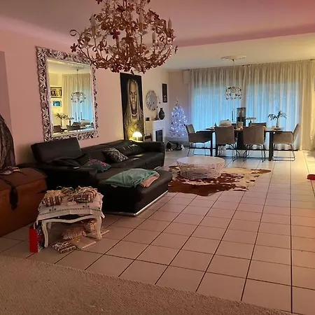 Casa Blanca Mit Privatem Schwimmbad 26 Grad Und Sauna Lägenhet Duisburg