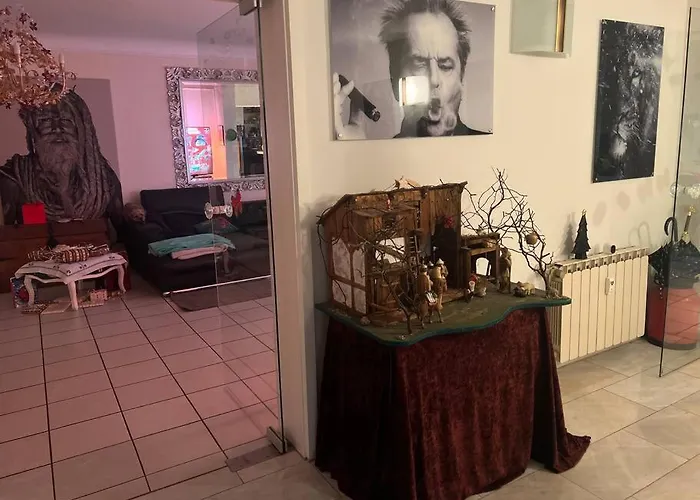 Appartamento Casa Blanca Mit Privatem Schwimmbad 26 Grad Und Sauna Duisburgo