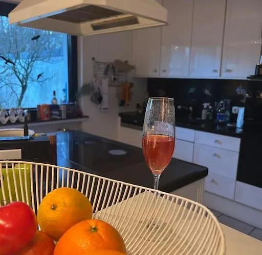 Casa Blanca Mit Privatem Schwimmbad 26 Grad Und Sauna Lägenhet *