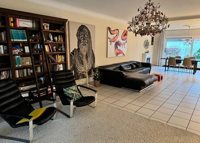 Casa Blanca Mit Privatem Schwimmbad 26 Grad Und Sauna Duisburg