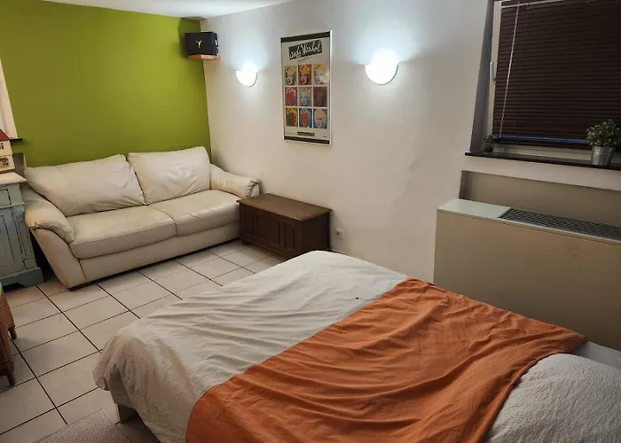 Casa Blanca Mit Privatem Schwimmbad 26 Grad Und Sauna Duisburgo