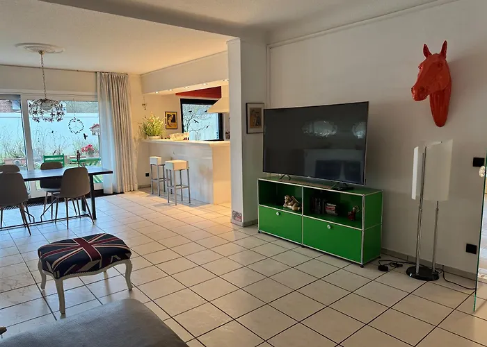 Casa Blanca Mit Privatem Schwimmbad 26 Grad Und Sauna Duisburgo